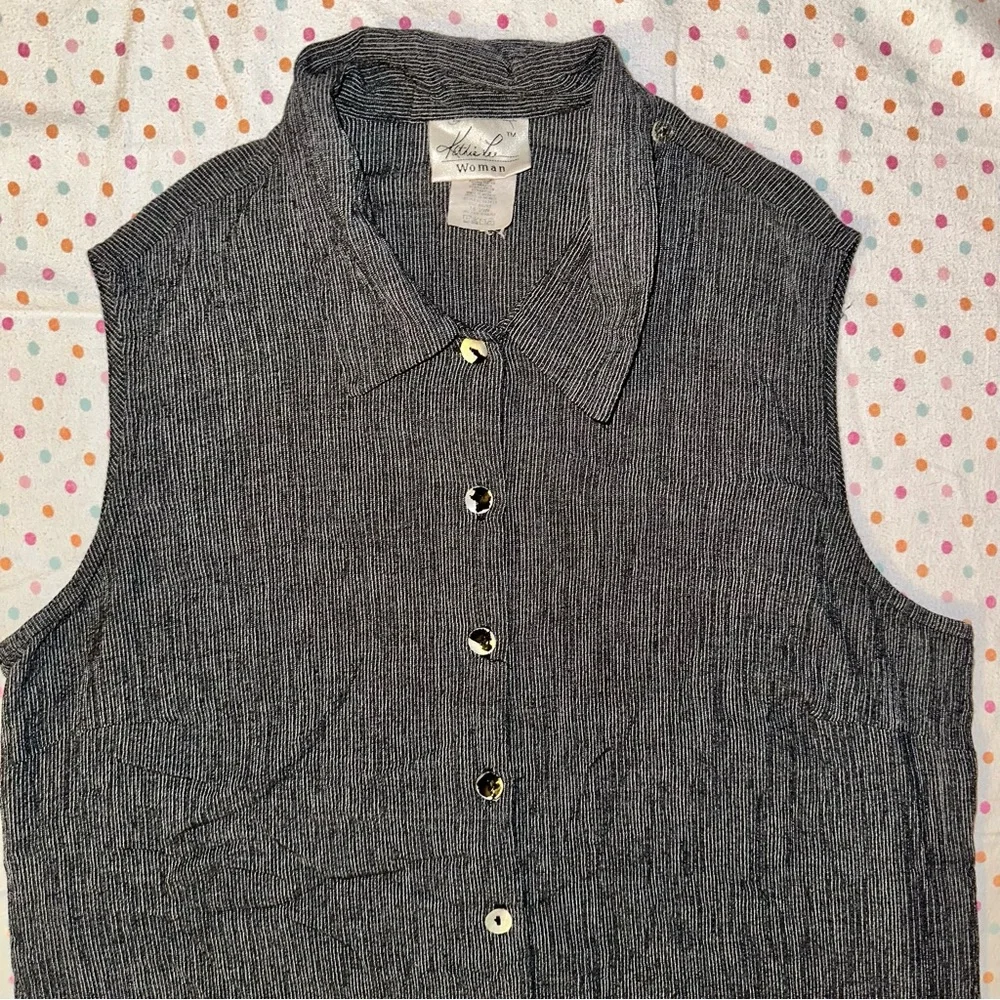 Kathie Lee Sleeveless Collard Blouse - Women’s 18/20W Black Pinstripe